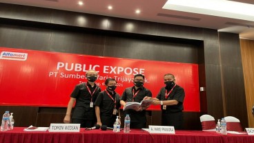 Kinerja 2021: Emiten Pengelola Alfamart (AMRT) Cetak Kenaikan Laba 83,79 Persen