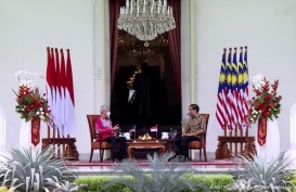 Jokowi Bertemu PM Malaysia Ismail Sabri di Istana Merdeka