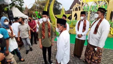 Wali Kota Solo Buka Pasar Takjil di Area Parkir Benteng Vastenburg