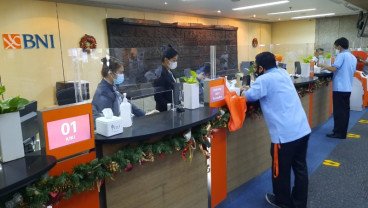 Konsumsi Belum Maksimal, Ada Uang Menumpuk Sekitar Rp700 Triliun di Bank