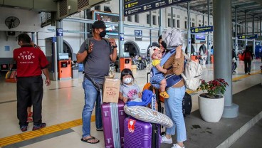 Foto Terkini Stasiun Pasar Senen, Lonjakan Pemudik Diperkirakan H-7 Lebaran