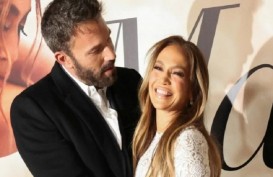 Cinta Lama Bersemi Kembali, Jennifer Lopez dan Ben Affleck Tunangan Lagi