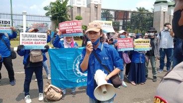 Mahasiswa Belum Muncul, Buruh Sudah Mulai Demo di DPR