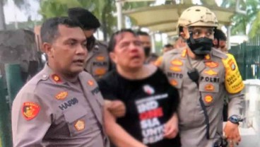 Alasan Ade Armando Dikeroyok Massa Tak Dikenal saat Demo 11 April