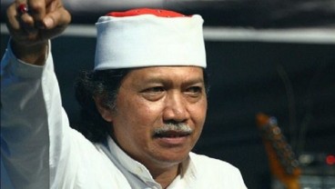 Heboh Cak Nun Sindir Masa Jabatan Presiden 3 Periode di Markas PDI-P