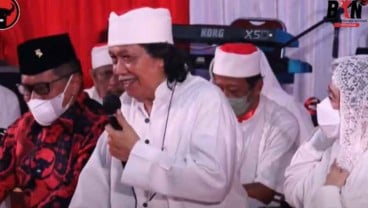 Cak Nun Sindir Presiden 'Belum Tepat', Minta Ini saat Pemilu 2024