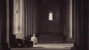 Niat Itikaf di Masjid dan Syaratnya di Bulan Ramadan