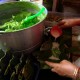 Kue Bongko, Makanan yang Cuma Dijual pada Momen Ramadan