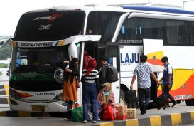Mudik Lebaran, Menhub Cek Kelaikan Bus dan Sopir di Terminal