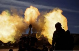 AS Beri Pelatihan Senjata Artileri Howitzer ke Pasukan Ukraina