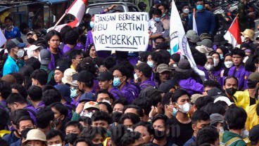 Viral Video Aparat Bubarkan Aksi Unjuk Rasa Mahasiswa di Sumenep: Bukannya Melarang tapi Ga Boleh