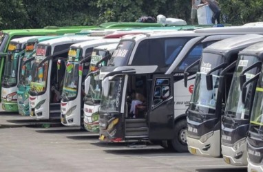 Mudik Lebaran 2022, Lonjakan Penumpang di Terminal Pulo Gebang Diperkirakan 27 April