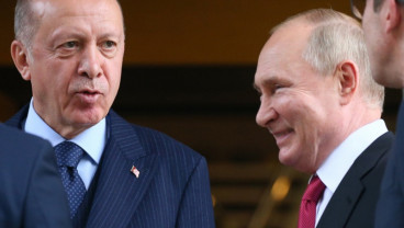Turki Tutup Wilayah Udara untuk Penerbangan dari Rusia ke Suriah