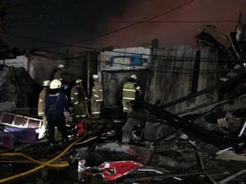 Kebakaran Pasar Gembrong, Anies Pastikan Bantuan Telah Disalurkan