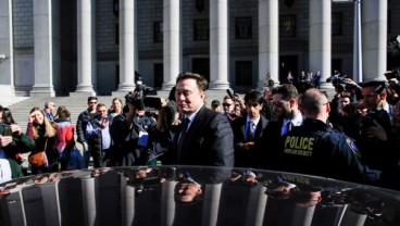 Kompleksitas Baru Elon Musk dan Tesla di Alun-alun Twitter