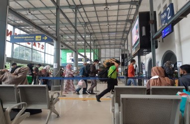 Mudik Lebaran Bawa Berkah, Porter Stasiun Senen: Dulu Cari Rp100 Ribu Susah