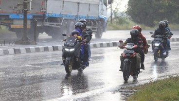 18 Daerah Berpotensi Terdampak Hujan Lebat, Minggu 1 Mei 2022