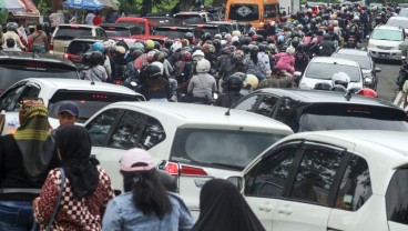 Cerita Warga Kena Macet 6 Jam di Jalur Puncak Gara-gara One Way 