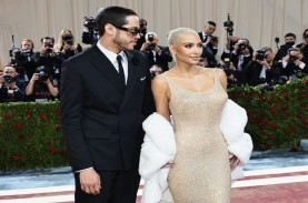 Gaun Marilyn Monroe yang Dipakai Kim Kardhashian di…