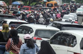 Macet Sejak Pagi! Jalur Puncak Gadog dari Arah Jakarta  Ditutup hingga Pukul 12.00 WIB Hari Ini 