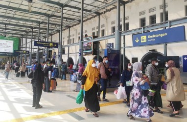 Puncak Arus Balik Diprediksi Hari Ini, Begini Kondisi di Stasiun Pasar Senen