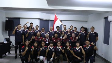 Anindya Bakrie Lepas Keberangkatan Tim Renang Indonesia di Sea Games 2021