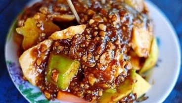 Festival Rujak Uleg Digelar di Surabaya, Cek Waktu & Lokasinya