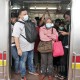 Warga Indonesia Bisa Lepas Masker di Ruang Terbuka, Ini Komentar Epidemiolog