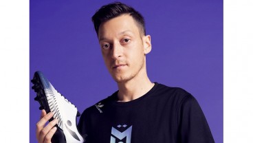 Profil Concave, Produsen Sepatu yang Boyong Mesut Ozil ke Indonesia 