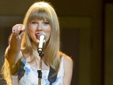 Taylor Swift, Musik, dan 'Gula-gula' Kehidupan