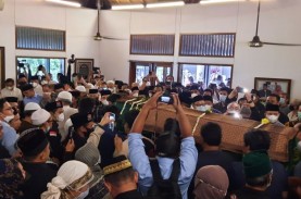 Eks Menperin Saleh Husin Puji Semangat Fahmi Idris