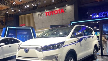 Harga BBM Tinggi, Toyota Optimistis Konsumen Beralih ke Hybrid