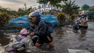 Motor Anda Terendam Banjir Rob, Ini yang Harus Dilakukan