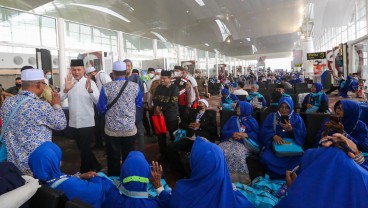 Resmi Dibuka Lagi, 424 Jemaah Umrah Terbang dari Bandara Kualanamu ke Tanah Suci