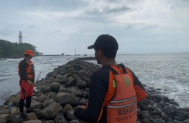 Hari Kedua Pencarian, Nelayan yang Hilang di Perairan Garut Belum Ditemukan