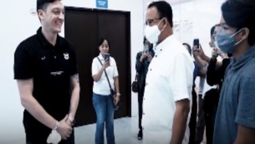 Bertemu Mesut Ozil, Anies: Rumah di Kampung, Kualitas Permainan Internasional