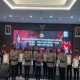 Kapolri Berikan Penghargaan ke 15 Anggota Peraih Medali Sea Games