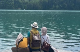 Pesan Menyentuh Atalia Kamil di Tepi Sungai Aare: Ril, Mamah Pulang Dulu ke Indonesia Ya…