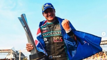 Menang di Formula E Jakarta, Mitch Evans: Terimakasih Indonesia!