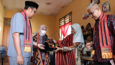 Pembiayaan Mikro dan Perannya Bagi Usaha 2 Perempuan di Banda Aceh