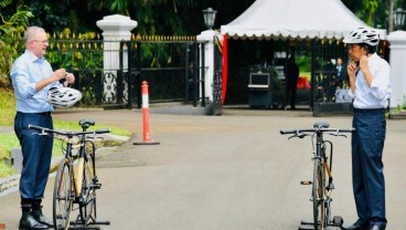 Diplomasi Sepeda Bambu ala Jokowi