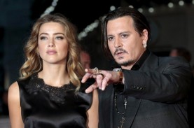 Johnny Depp Sewa Pengacara Kathleen Zeliner karena…