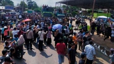 Aktivitas Truk Batu Bara di Batang Hari Diprotes Warga