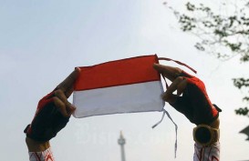 Cek Fakta: Bendera Merah Putih Diturunkan Paksa dan Dibakar di Jayawijaya