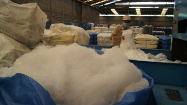 Penurunan Bea Masuk Bahan Baku Plastik UEA Ancam Industri Petrokimia