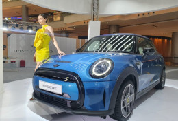 MINI Electric, Mobil Listrik Premium Pertama di Indonesia. Dibanderol Mulai Rp945 Juta