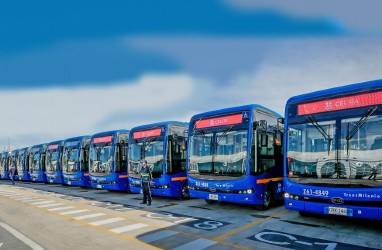 Mulai 2023, Bus Listrik Beroperasi Penuh di Bandung dan Surabaya