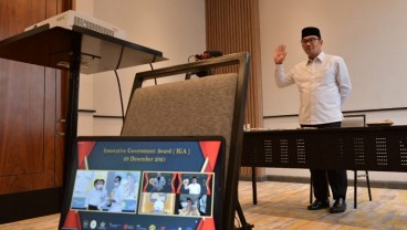 Ridwan Kamil Kembali ke Swiss Atas Permintaan Keluarga