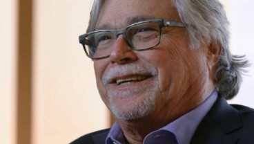 Sang Taipan: Micky Arison, Nahkoda Bisnis Pesiar Terbesar Carnival Corp