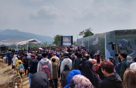 Proses Pemakaman Eril Berakhir, Ribuan Warga Langsung Menyerbu ke Lokasi